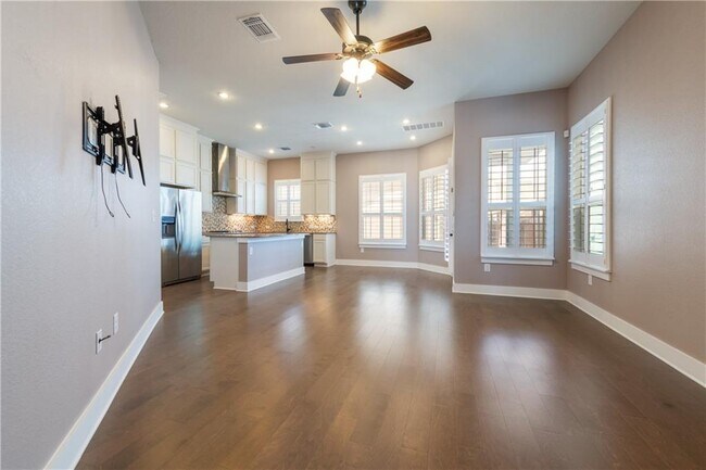 Building Photo - 7811 Wildcat Pass