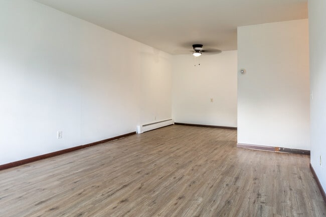 2505-05 Monterey - PMM