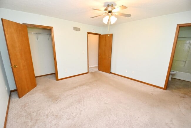 Building Photo - 3 Bed 2.5 Bath in Penn School District