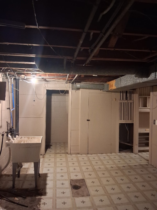 Building Photo - 16624 Tracey St