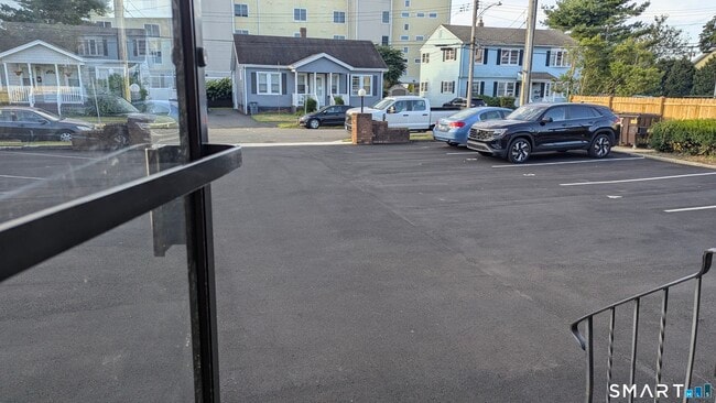 Building Photo - 65 California St