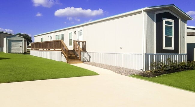 Building Photo - 217 Hollys Eddy Ln