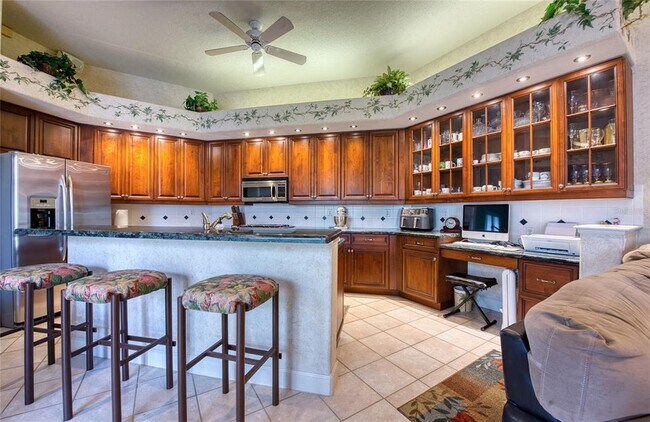 Building Photo - 8736 54th Ave E