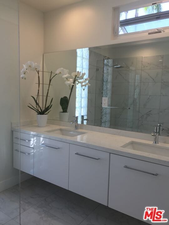 Building Photo - 11453 National Blvd