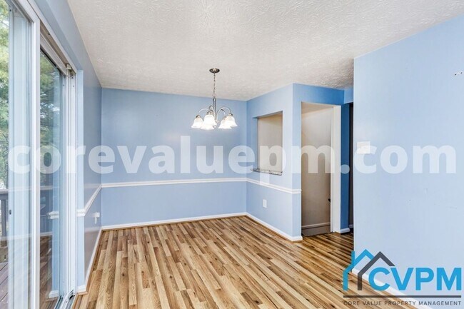 Building Photo - 1406 Point O Woods Ct