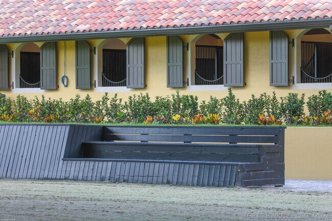 Building Photo - 4985 Stables Way