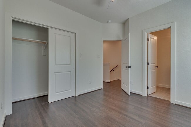 Building Photo - * MOVE IN SUMMER 2028 * 5 Bed 5.5 Bath Located Across from Common Grounds Coffee