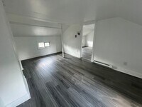 Building Photo - 184 Brunswick Ave