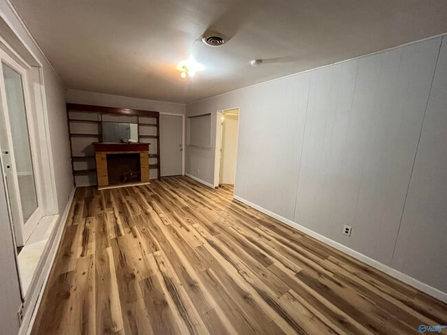 Building Photo - 2106 Evans Ave NW