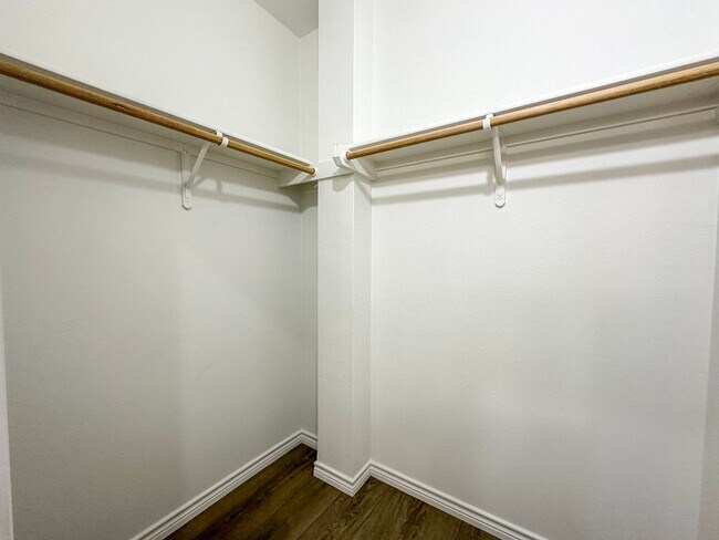 Building Photo - 11635 TX-36