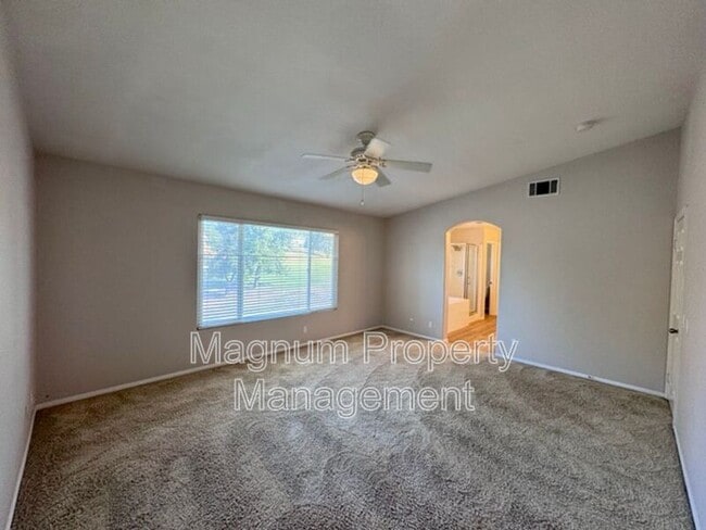 Building Photo - 30906 Crystalaire Dr