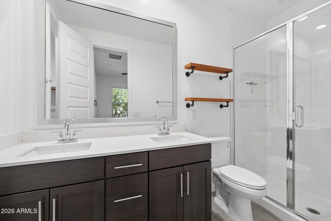 Building Photo - 4631 S Element