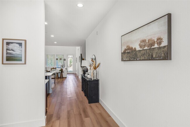 Building Photo - 638 Paisley Harbor Ct