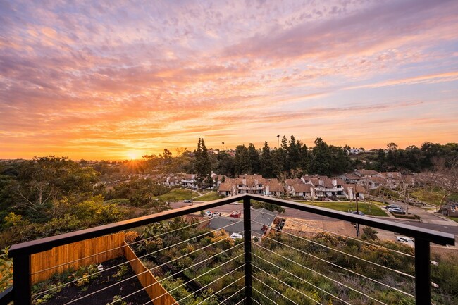 Building Photo - 4606 Shoshoni Ave