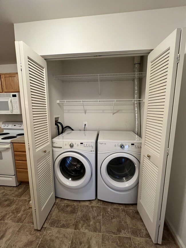 Building Photo - 500 Marshall Ct