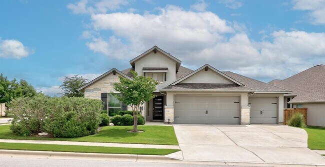 Building Photo - 2424 Orchard Way