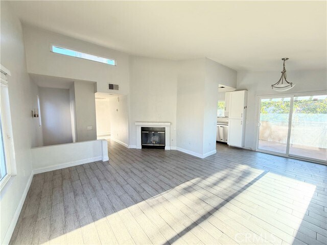 Building Photo - 8425 Sunset Trail Pl
