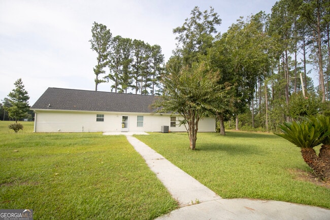 Building Photo - 2309 Oak Ridge Ln