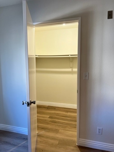 Building Photo - 2425 Purdue Ave