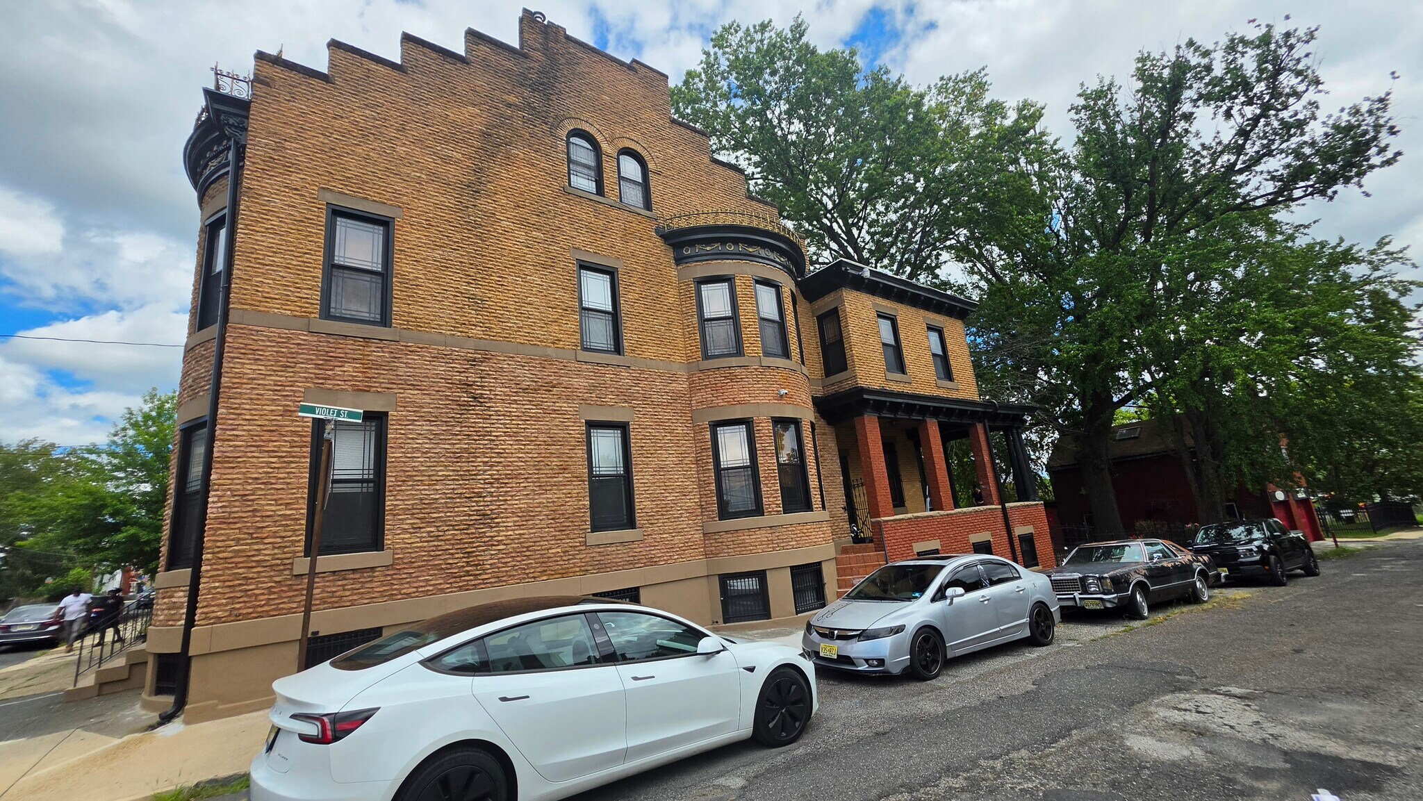 Building Photo - 178 Brunswick Ave