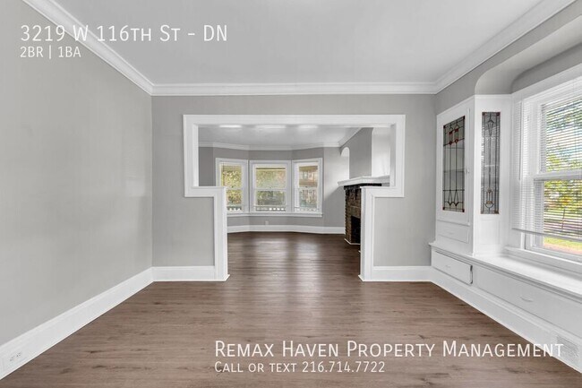 Building Photo - 3219 W 116th St