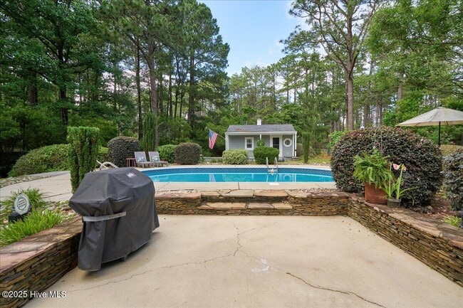 Building Photo - 209 Lazar Ln