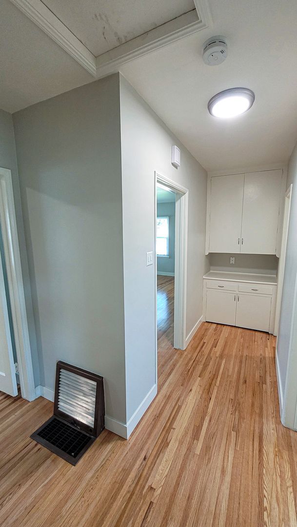 Building Photo - s6013