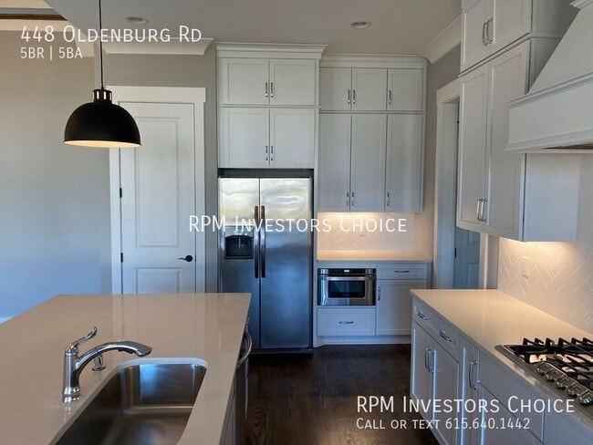 Building Photo - 448 Oldenburg Rd