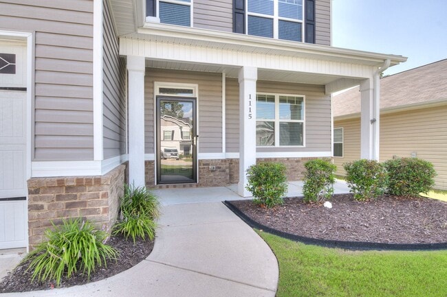 Building Photo - 1115 Sims Dr