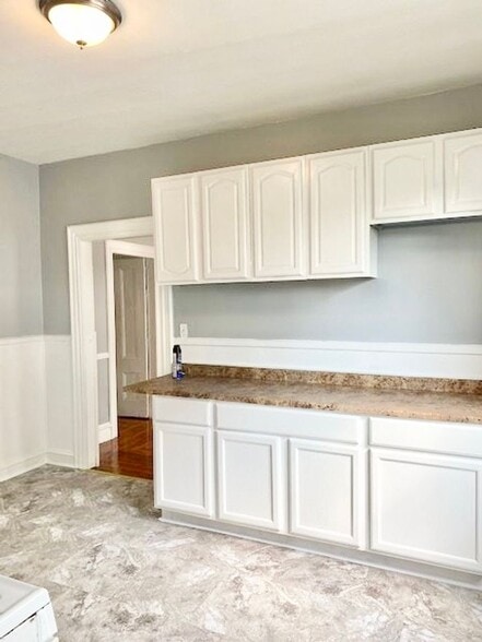 Building Photo - 72 Pocasset Ave
