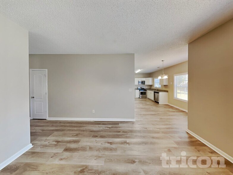 Building Photo - 10481 Sand Ct