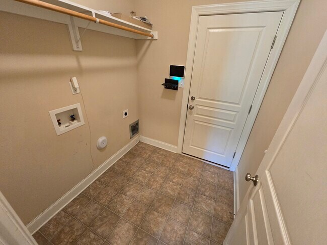 Building Photo - 47 Kentucky Derby Ln