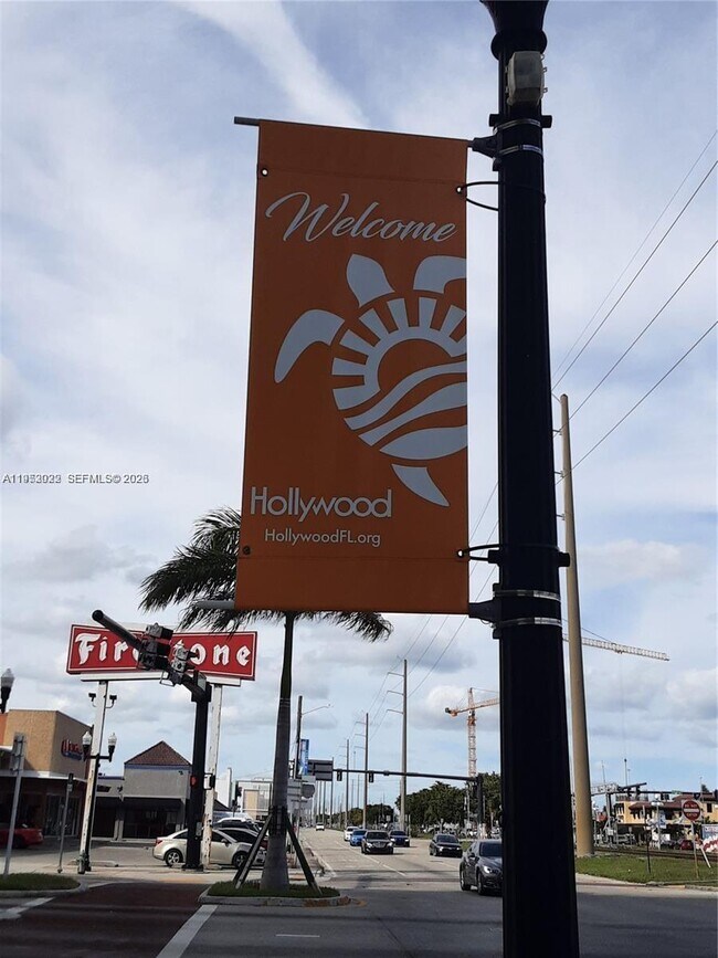 Building Photo - 140 S Dixie Hwy