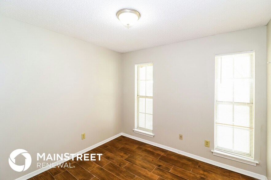 Building Photo - 2145 Bobolink Trail