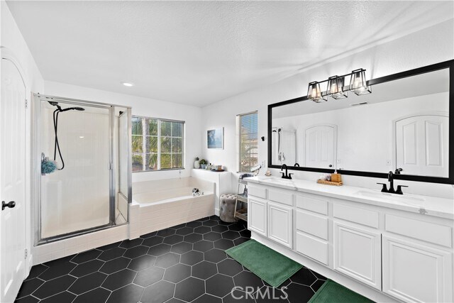 Building Photo - 4314 Silver Spring Way