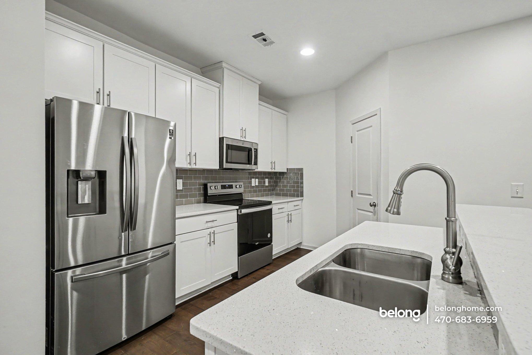 Building Photo - 897 Ambient Way