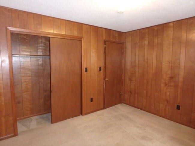 Building Photo - 3410 Bonny Linn Dr