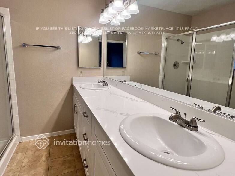 Building Photo - 113 Pomelo Ct