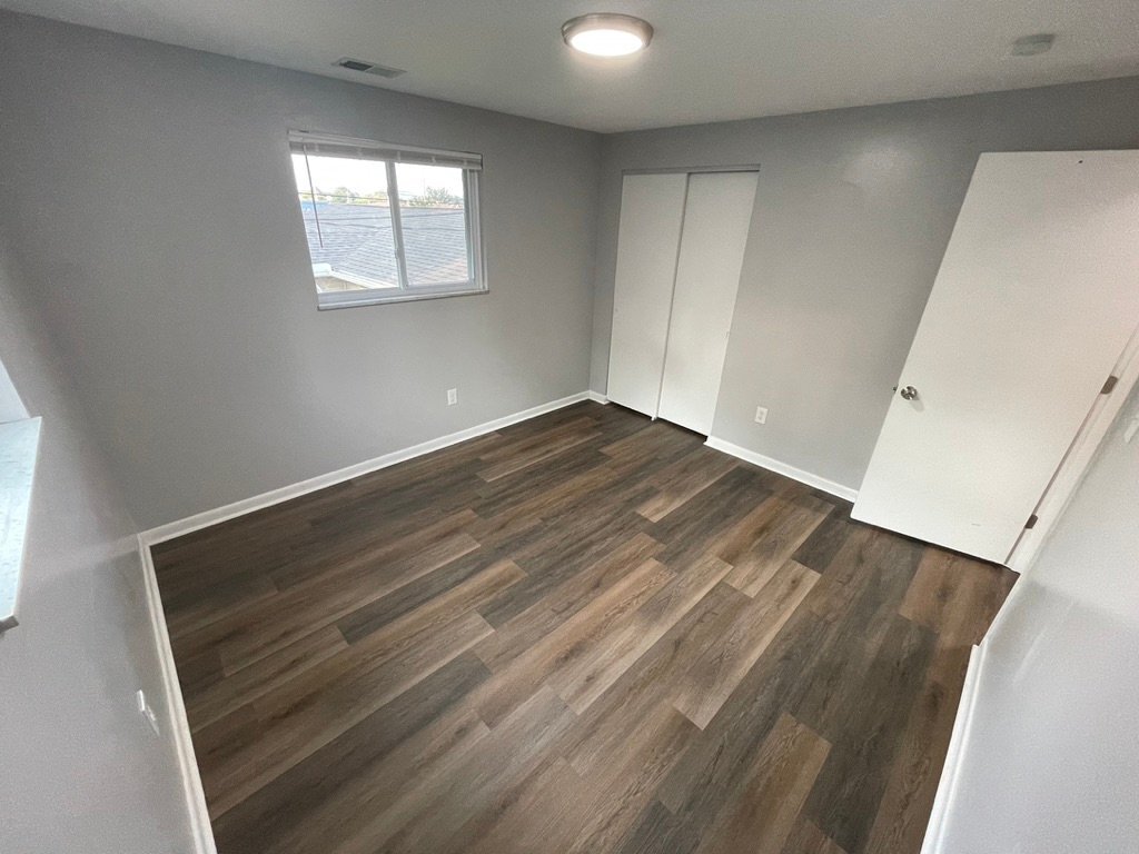 Building Photo - 211 S Tionda Dr