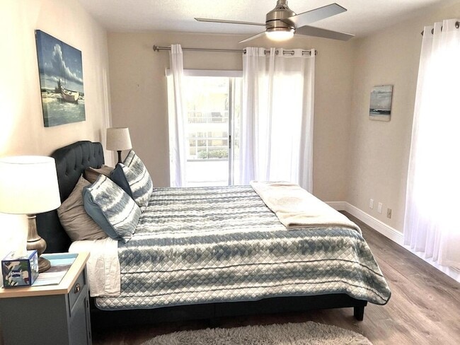 Building Photo - 5580 Tamberlane Cir