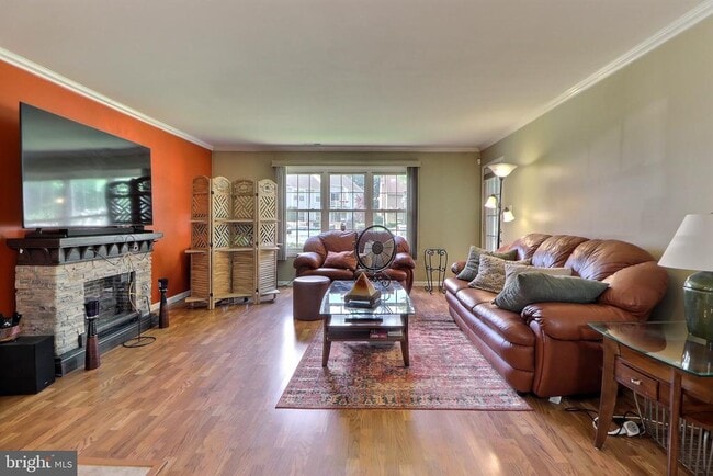 Building Photo - 1807A Sedgefield Dr