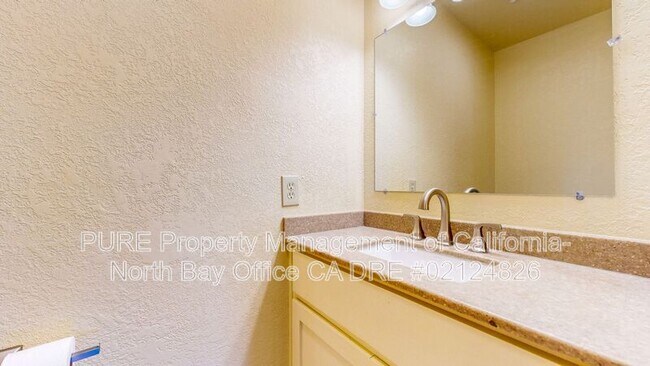 Building Photo - 4939 Dry Creek Rd