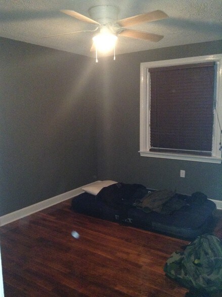 Building Photo - 241 E Township Line Rd