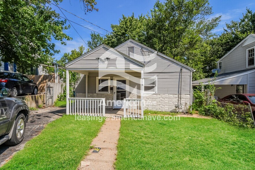 Primary Photo - 515 Chambers Rd