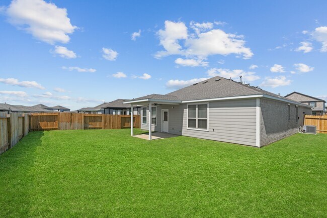 Building Photo - 23103 Forebear Dr