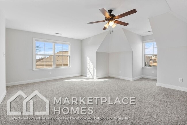 Building Photo - 1802 Millers Cv