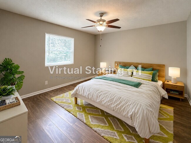 Building Photo - 813 Post Oak Cir