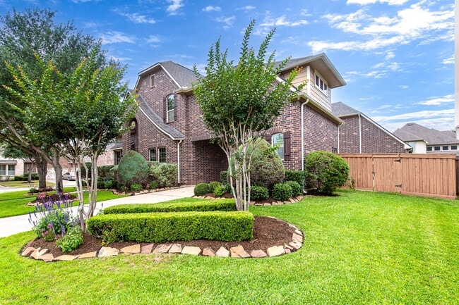Building Photo - 17430 Aberdeenshire Dr