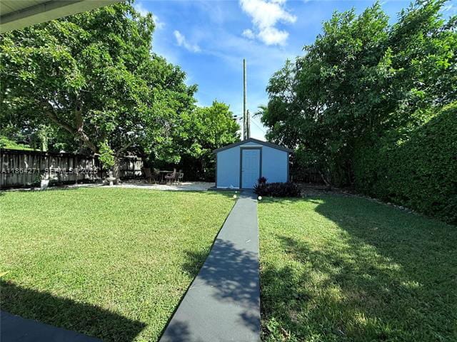 Building Photo - 6110 Coral Wy