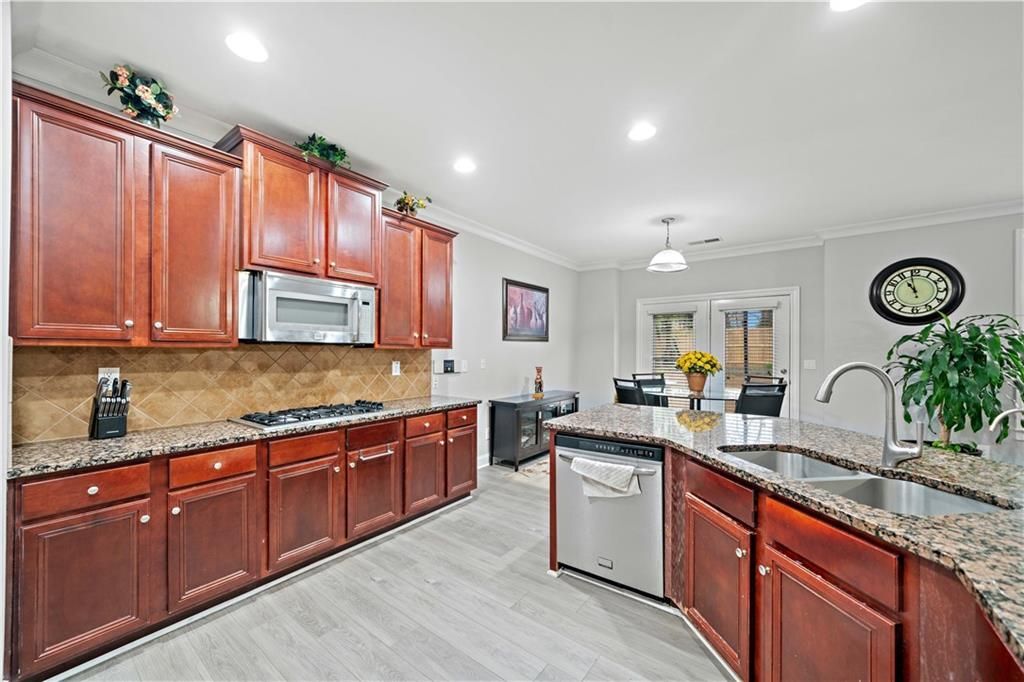 Building Photo - 5370 Breckinridge Ln